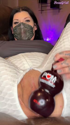 Stuffed Pussy Gape Gaping Huge Dildo