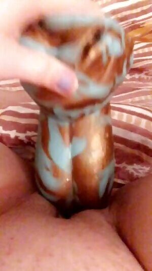 Since daddy can’t lick me, I found a new friend who can 🐉💕