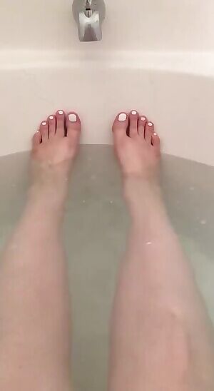Can someone wash my toes?