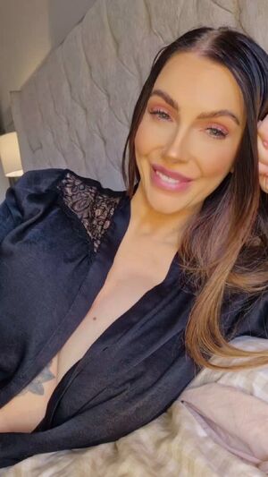 Lactation Amateur Big Tits Lactating MILF