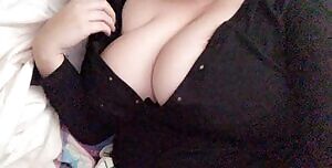 Lazy morning in bed. 🌞