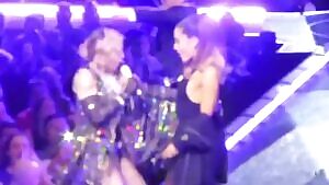 Ariana ganged up on - WOW