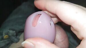 Playing with my cage and leaking 😖