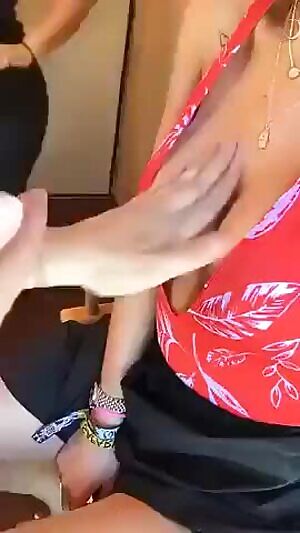 Mischievous Bella Thorne