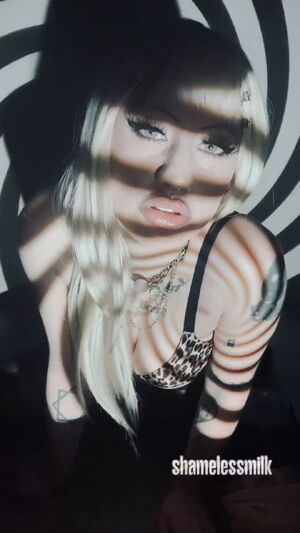 OnlyFans FEMDOM Blonde Eye Contact Fansly