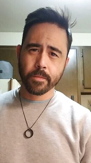 Button Told me to expect a homecoming gift for her arrival 😍👸🐕