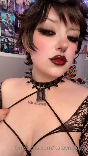 Short Hair Chicks Big Tits Goth