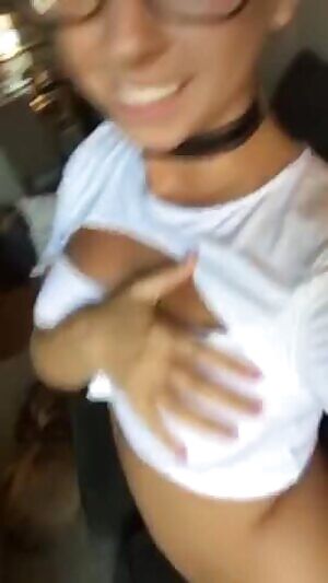 ine ass reveal. 🍎 >^.^< 🦚