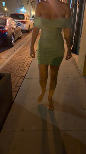 Flashing Boobs Amateur Babe Big Tits