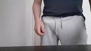 Maybe going to the gy with grey sweatpants and no underwear was a mistake... then again, maybe it wasn't ;)