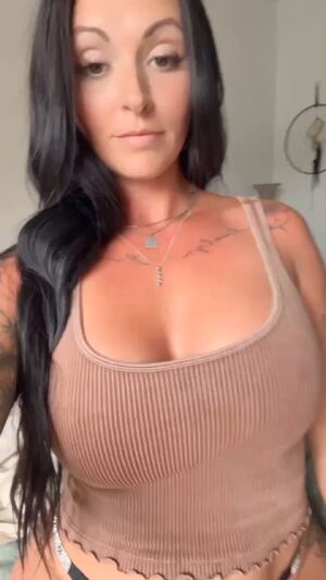 Amateur Big Tits Boobs Cute Homemade