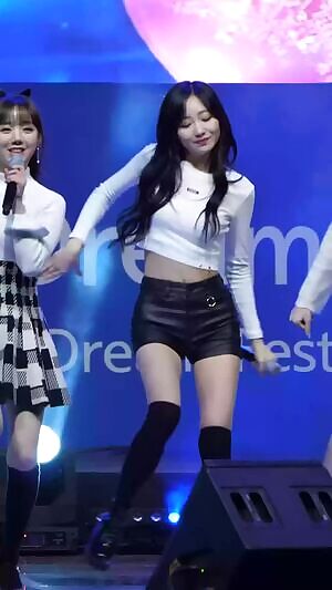 Lovelyz - Sujeong midriff