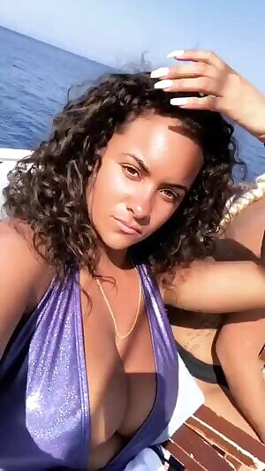 Fierce hair, nice gesture, and some big tits