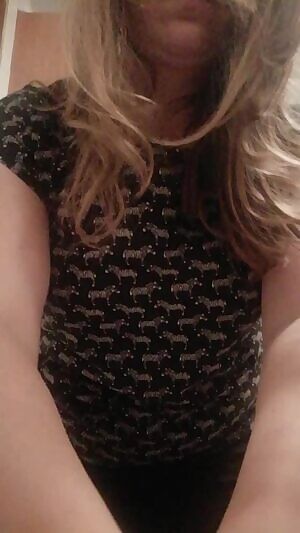 Watch this without getting hard, i dare you 😉