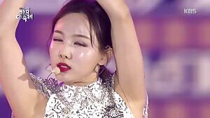 TWICE - Nayeon