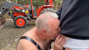 Gay Outdoors Amateur Bear Bisexual Blowjob