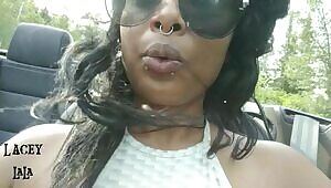 Titties in the open air