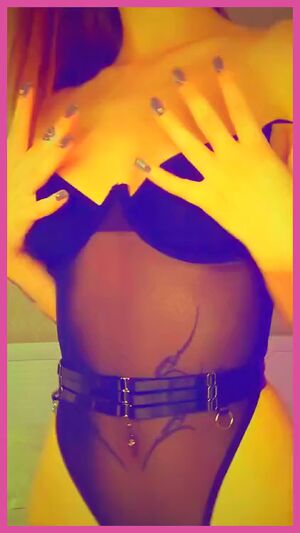 Indiana Girls Asian Homemade Hotwife Masturbating
