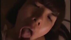 A huge cumshot on Asian face