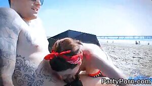 Enthusiastic beach head