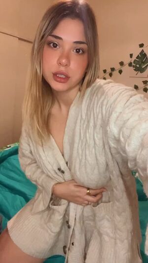be honest pls...fuck or pass?