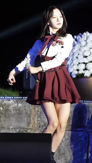 WJSN - Starring Bona Ft Yeoreum,Exy,Dayoung & Seola