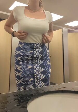 At Work Big Tits Curvy Fansly