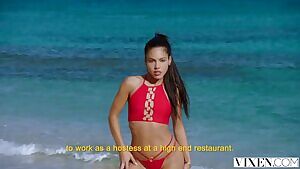 Apolonia Lapiedra - Weekend Cruise