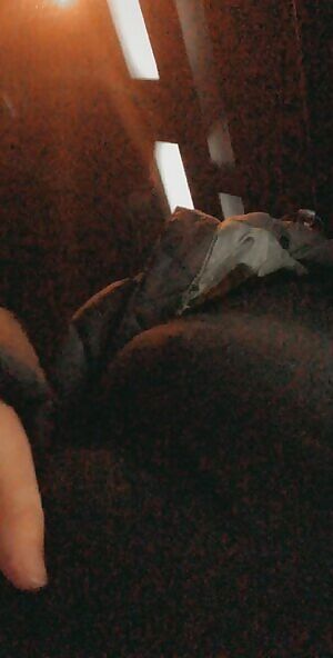 Sneaky lash on the bus to the airport, shhhh 🤫