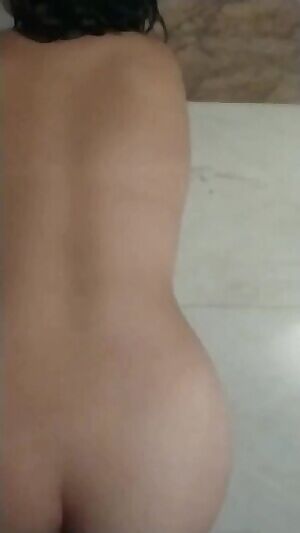 A slow otion uck from behind