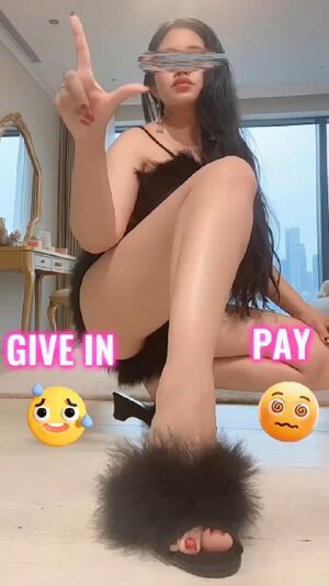 Long Sexy Legs ASMR Cute Domme