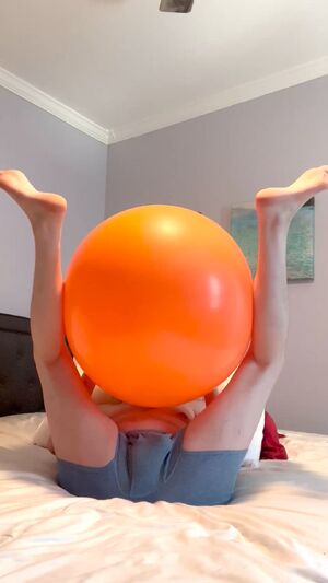 Looner Amateur Ass Ballons Balloons