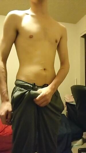 Taking a break from working out and decided to have a little fun. 😉