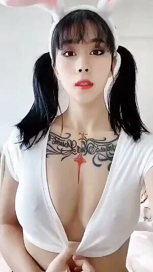 Tatted tittie thottie