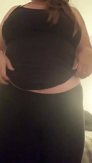 stripping and fucking pussy with corn cob dildo