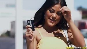 Khloe Kapri, Kendra Spade & Skylar Vox - Test Driving Him