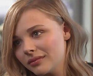 Chloë Grace Moretz looking horny