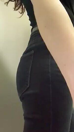 A little striptease at work