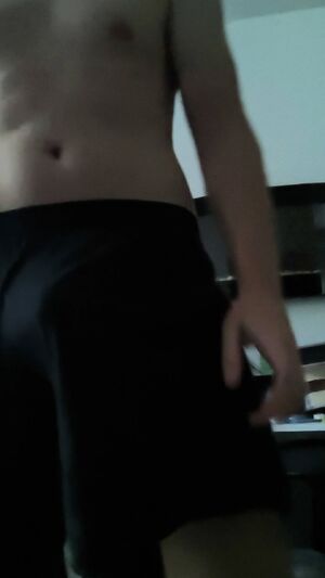 German Amateurs Big Dick Homemade Masturbating