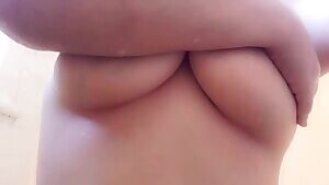 Wasn’t sure if I should post this... the water droplets though 🤤