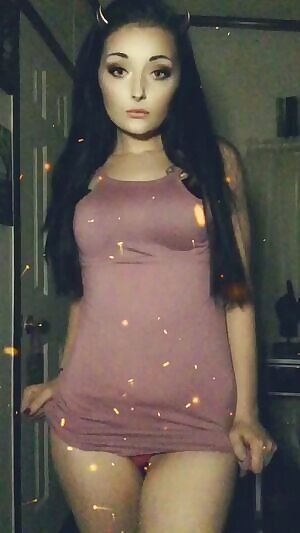 Anyone need a little demon girl in their life?🤣🤣😈