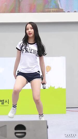 Throwback Eunha