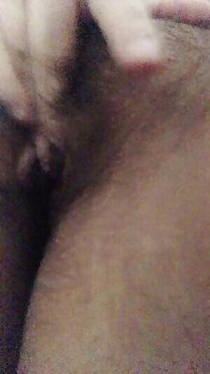 this is embarrassing🙈 but I woke up so horny