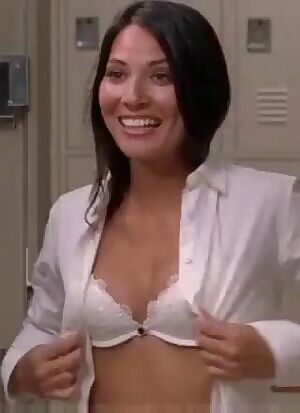 Old Olivia Munn not the new plastic surgery altered one