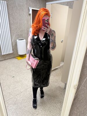 Shiny Clothes Alt Amateur Clothed Clothing