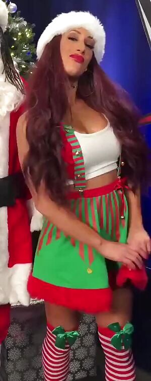 The best gift I received this year was learning that MELLA IS MONEY🤑🤑 and that she gets all my cum.