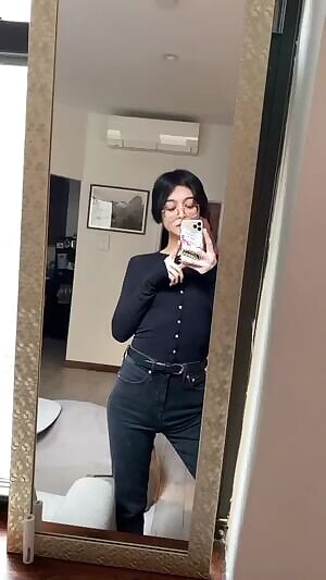 need some anime recommendations! 😚