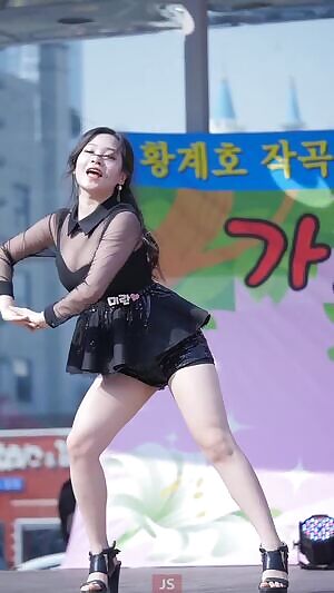 스윗걸 Mi Ran big & soft bouncing boobs