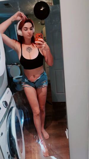 Changing Rooms Amateur Big Tits Boobs