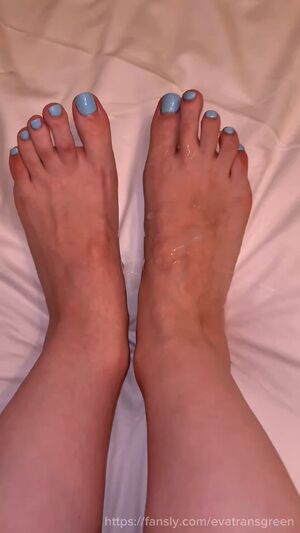 Crossed Legs Cum Cumshot Dirty Feet